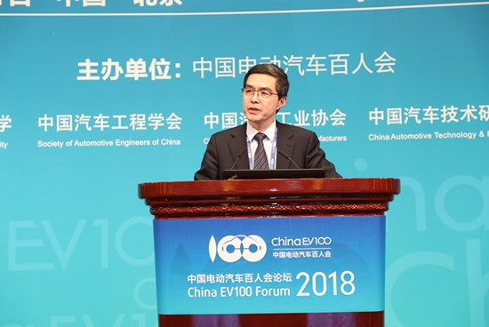 中國電動汽車百人會執(zhí)行副理事長歐陽明高：國內(nèi)公共慢充樁利用率低 充電智能化勢在必行