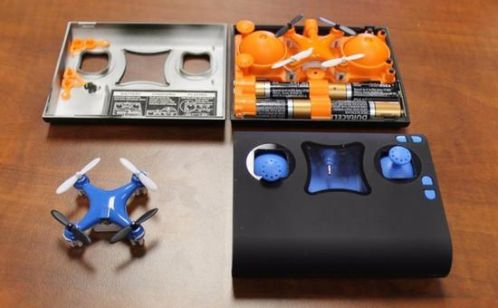 【組圖】堪稱史上最小無人機(jī) 用5號(hào)電池售價(jià)僅30美元