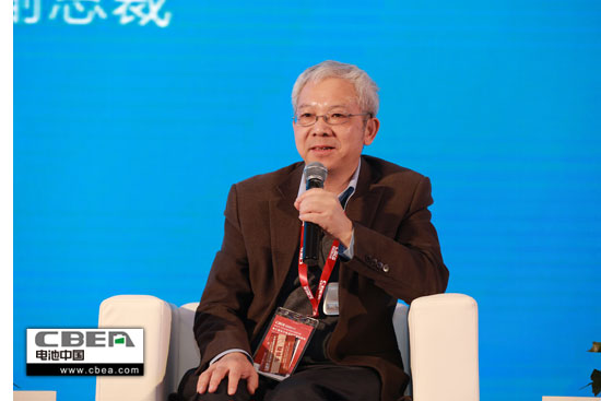 讓消費(fèi)者心甘情愿掏錢包 智能化是電動汽車的優(yōu)勢