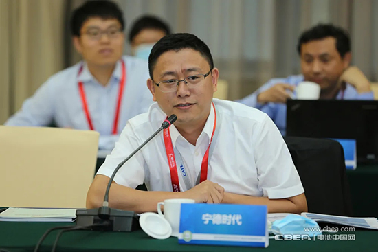 “車電分離”模式可行否?這場閉門會議上產業鏈大佬給出新看法 “車電分離”模式可行否?這場閉門會議上產業鏈大佬給出新看法