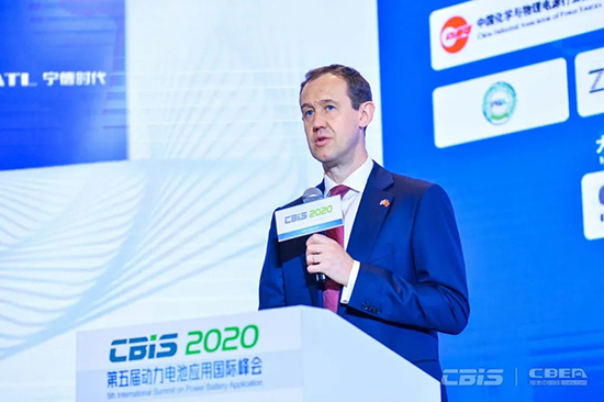 英國(guó)駐廣州總領(lǐng)事館柯牧申:英國(guó)動(dòng)力電池需求70-100GWh 英國(guó)駐廣州總領(lǐng)事館柯牧申:英國(guó)動(dòng)力電池需求70-100GWh