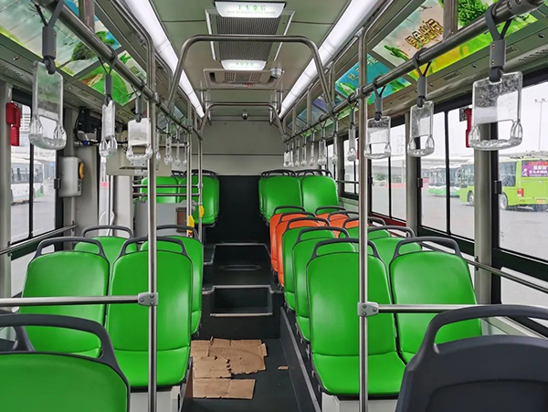 助力建設綠色海濱城市 銀隆新能源公交車再度加盟湛江 助力建設綠色海濱城市 銀隆新能源公交車再度加盟湛江