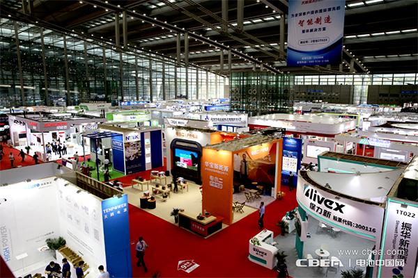 參觀人次10萬(wàn)+ 上千家產(chǎn)業(yè)鏈企業(yè)亮相CIBF2021 參觀人次10萬(wàn)+ 上千家產(chǎn)業(yè)鏈企業(yè)亮相CIBF2021