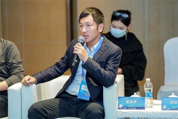 “Li+學(xué)社”高端對話:警惕全球化機(jī)遇下,鋰電企業(yè)的出海挑戰(zhàn)和技術(shù)迭代風(fēng)險(xiǎn) “Li+學(xué)社”高端對話:警惕全球化機(jī)遇下,鋰電企業(yè)的出海挑戰(zhàn)和技術(shù)迭代風(fēng)險(xiǎn)