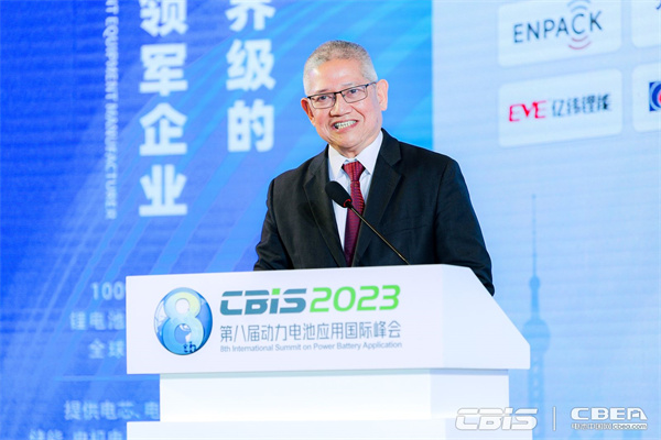 菲律賓駐上海總領事館商務領事格倫·佩尼亞蘭達先生致辭 菲律賓駐上海總領事館商務領事格倫·佩尼亞蘭達先生致辭