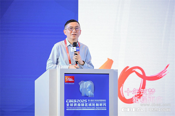 長安汽車杜長虹主題演講:用戶需求驅動先進電池技術革新 長安汽車思考及實踐 長安汽車杜長虹主題演講:用戶需求驅動先進電池技術革新 長安汽車思考及實踐