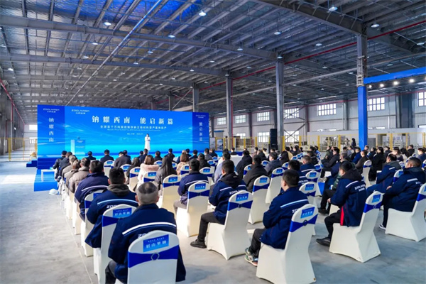 展望2026丨萬噸級硫酸鐵鈉材料項目投產，成本比磷酸鐵鋰材料低50%